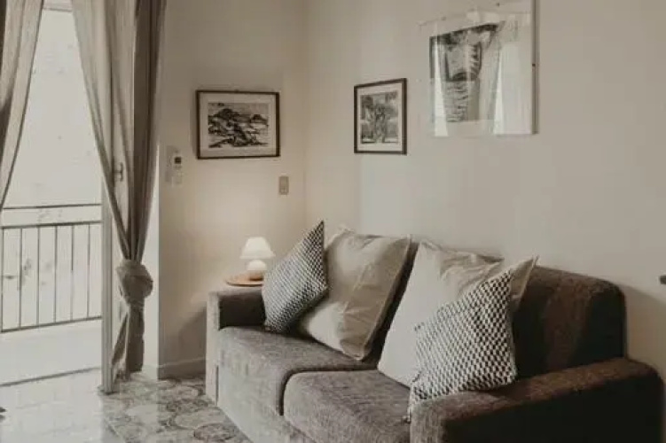“Ivory house”with sea view