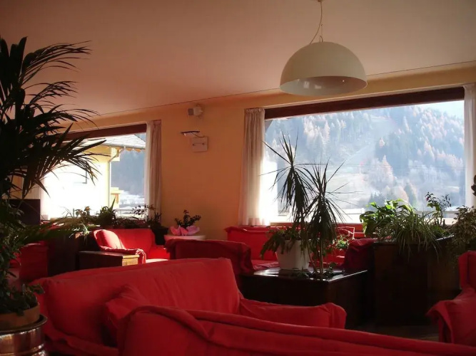 Hotel Adamello