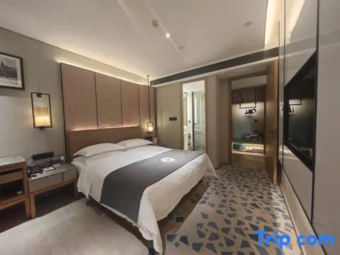 2 Bedrooms Suite