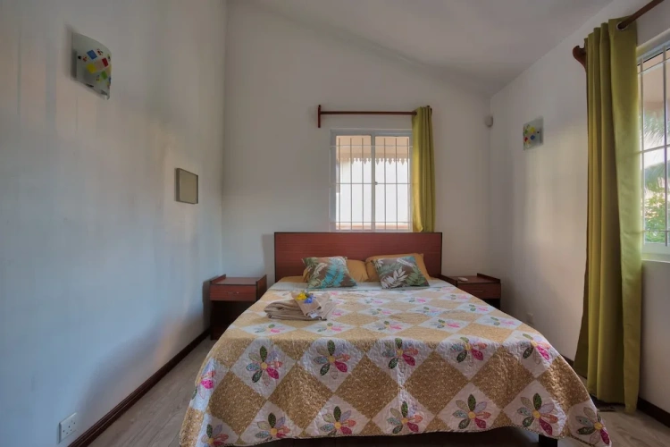 3 Bedrooms Villa with balcony