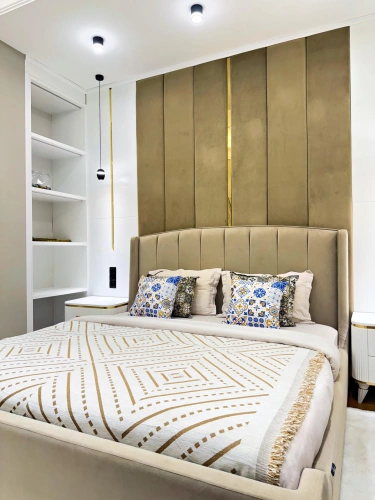 Royal Rentals at 86 Amir Temur Street