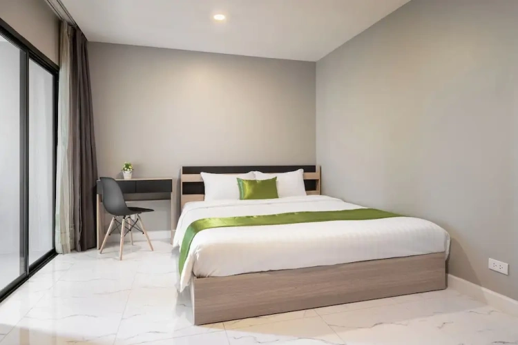 Deluxe room with balcony