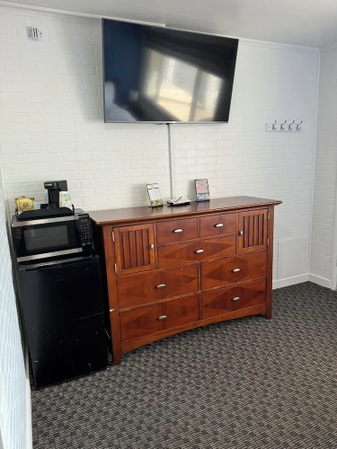 Standard Double Basement room