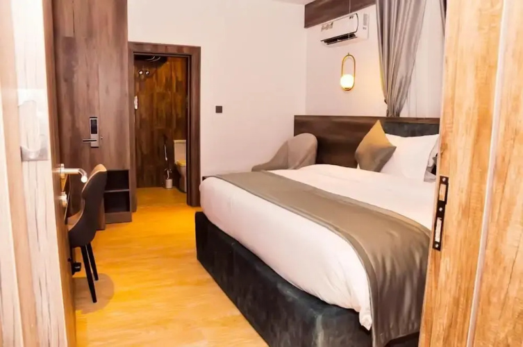 Jukky Hotel