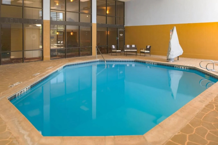 Mcm Elegante Hotel And Suites(Ex. Holiday Inn Lubbock-Hotel And Towers) photo 11