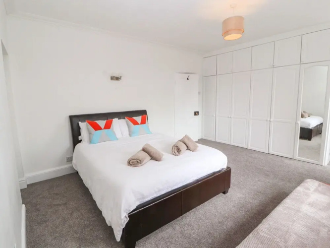 7 Lonsdale Terrace