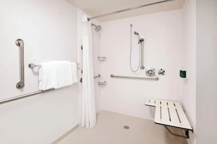 Standard Quadruple room with balcony
