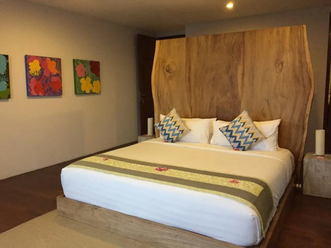 Malimbu Cliff Villa