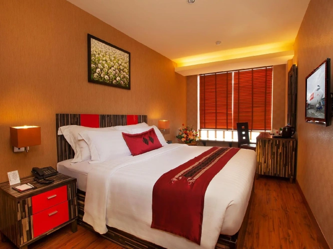 Superior Twin room with city view