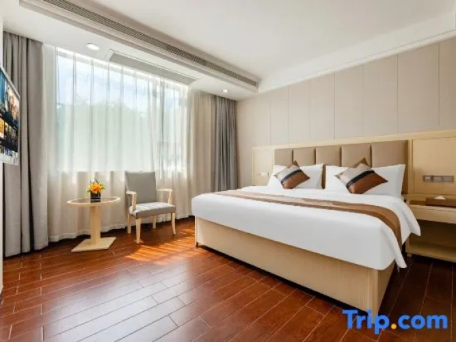 1 Bedroom Business Double Suite