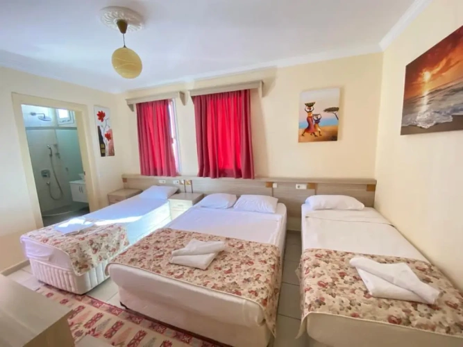 Deluxe Quadruple room