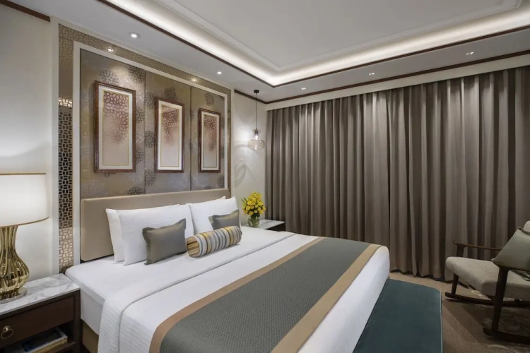 Double Suite