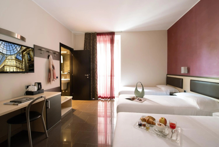 Hotel Five