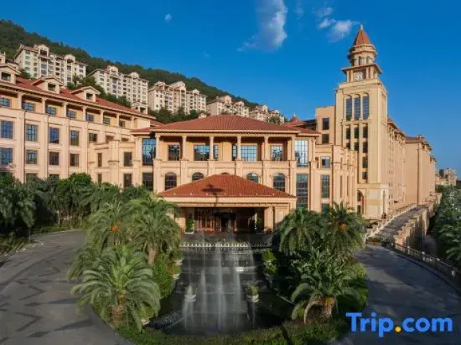 Sunshine Hotel Bazhong
