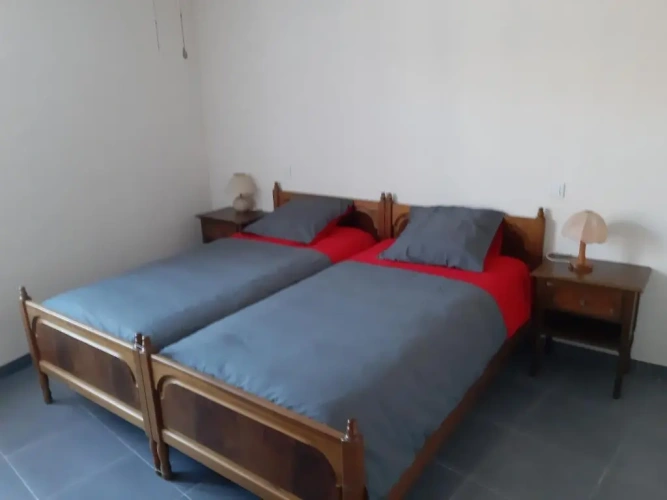 2 Bedrooms Cottage