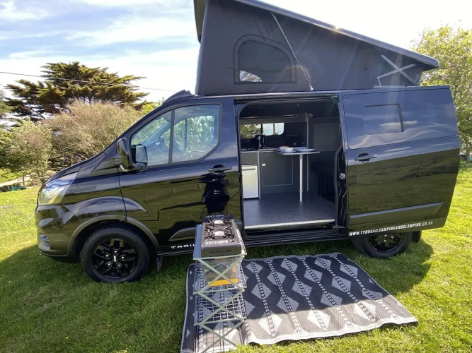 Inviting 2 bed Camper in Holyhead