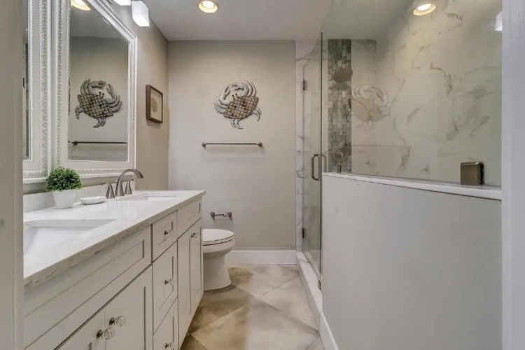 181 Beachwalk 3 BR Condo Shipyard
