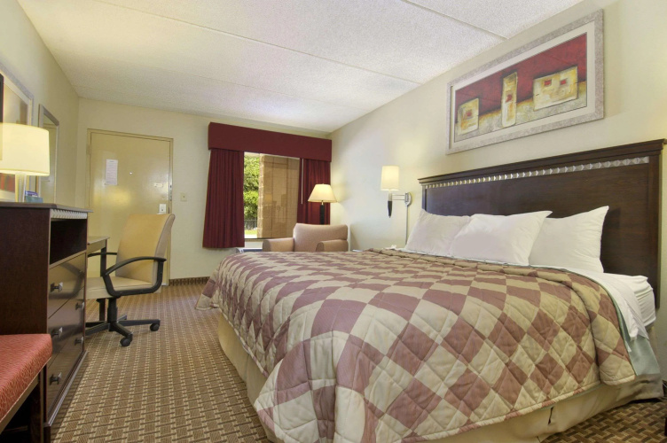 Red Roof Inn Leeds