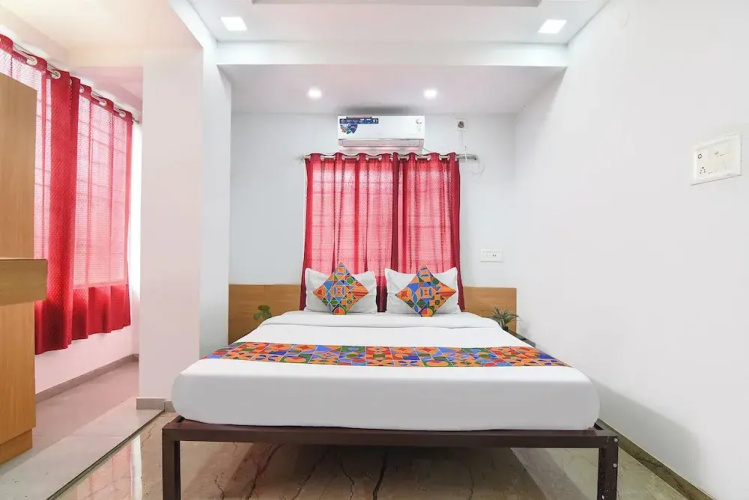 Fabhotel Westin Regency