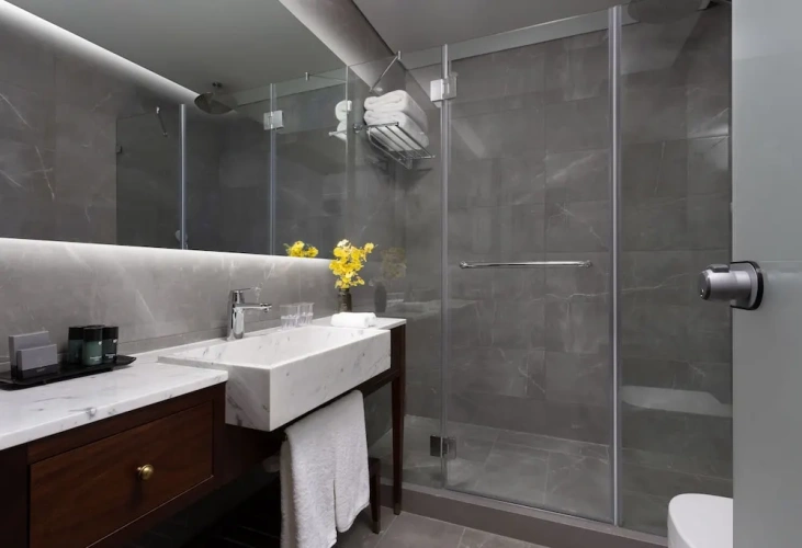 Standard Lounge Access Twin room with sea view