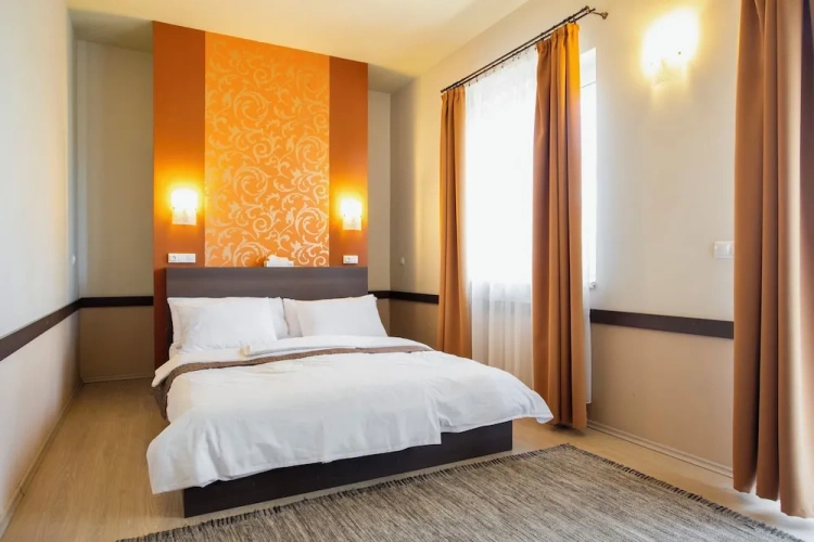 Superior Double room with balcony and with lake view