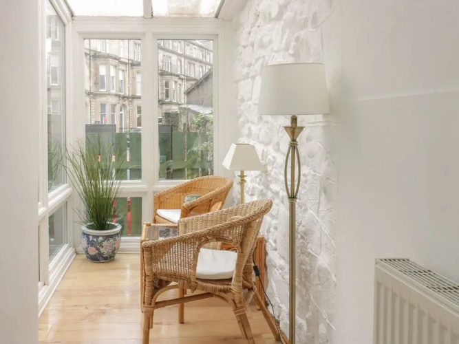 3 Lynedoch Place