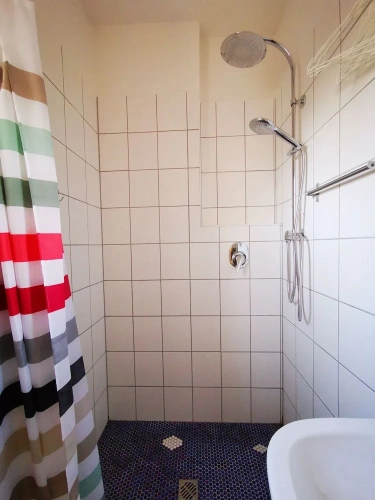 Single Apartment