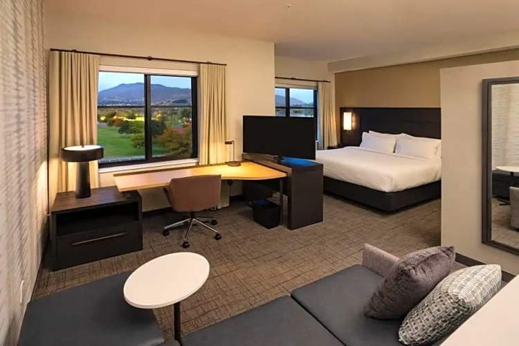 Double Suite