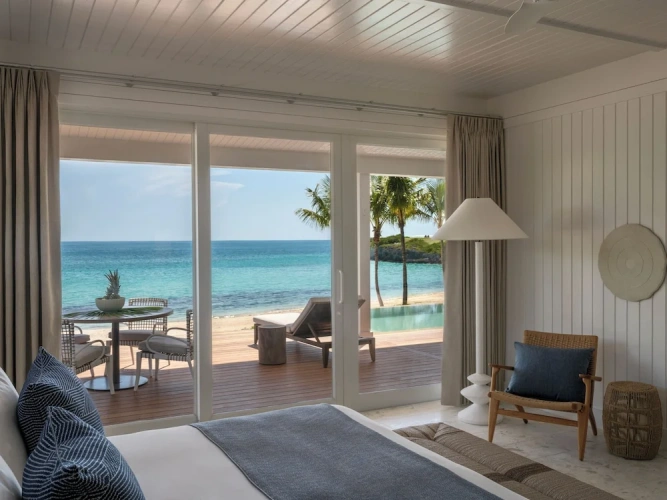 2 Bedrooms Villa beachfront