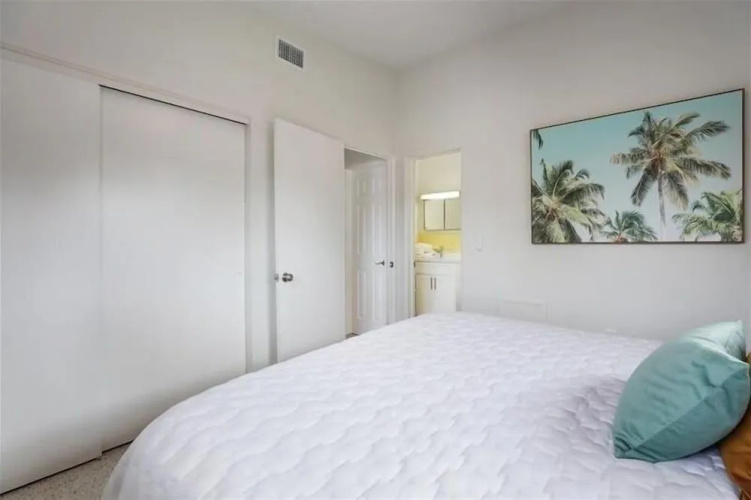 The Palm Leaf 3 Bedroom Home by RedAwning