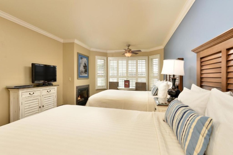 Deluxe Quadruple room