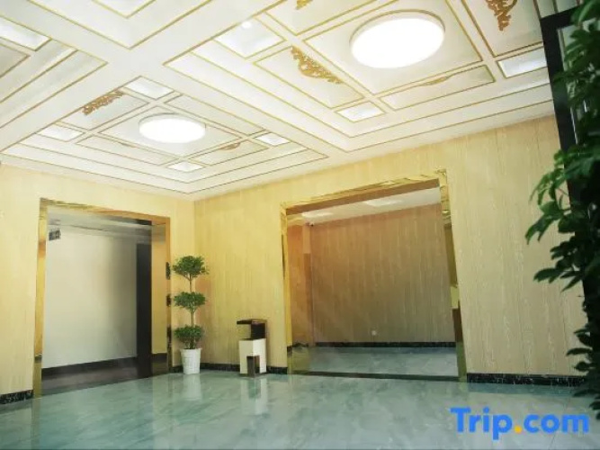 Tianzhushan Longrun Holiday Hotel