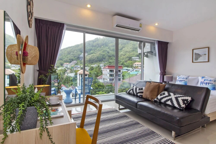 Chic Residence by Fullrooms
