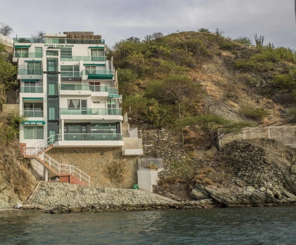 Hotel Large Beach