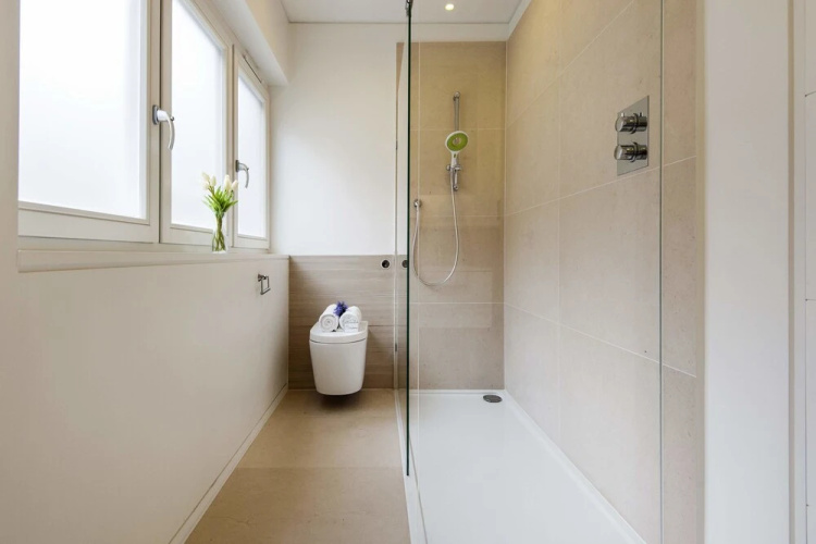 The Gloucester Mews Gem - RMA2