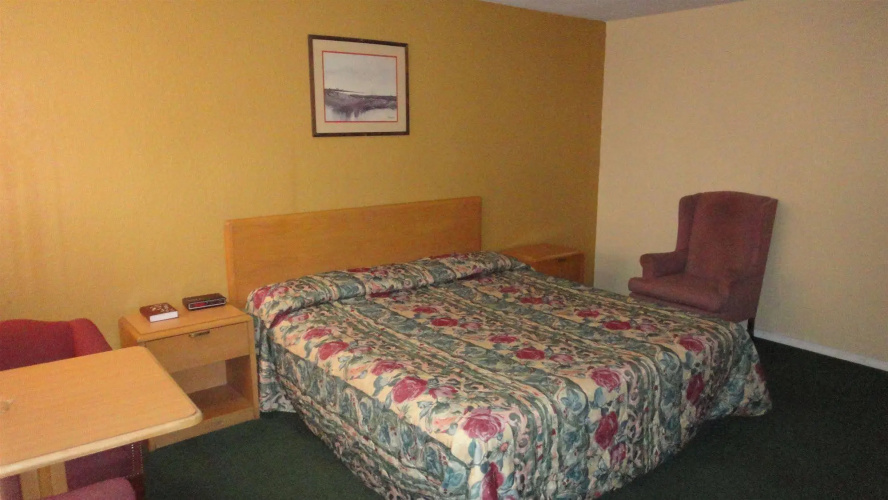 Holiday Motel