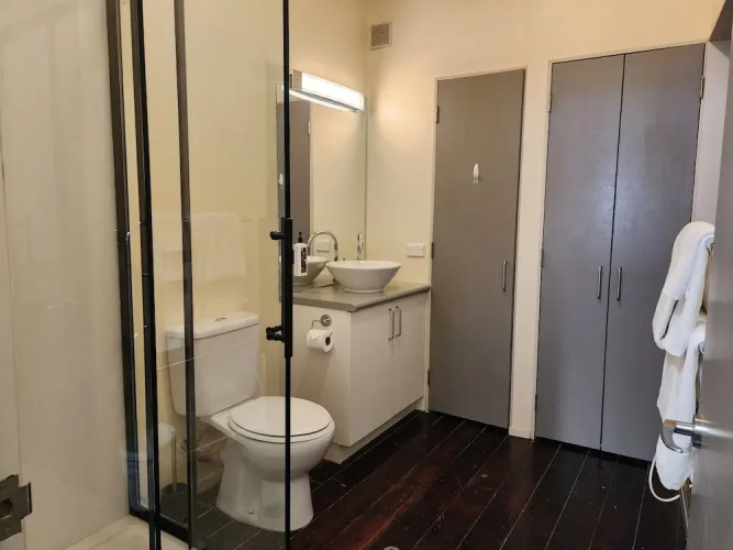 U Suites on Egmont