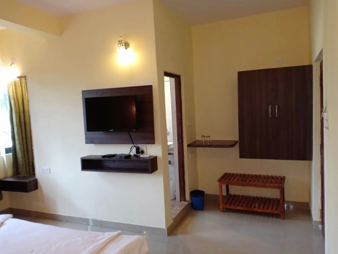 Hotel Aananda