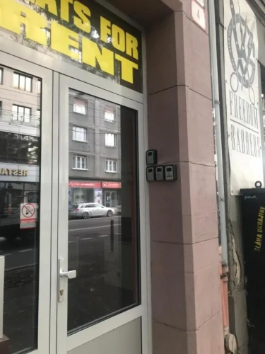 1 Bedroom Triple Apartment
