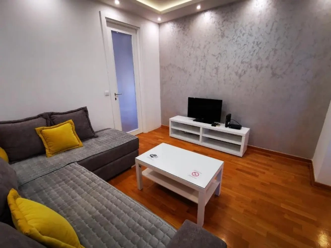 Apartment with balcony
