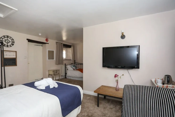 Standard Family room