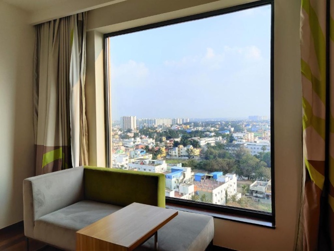 Executive Double room with pool view
