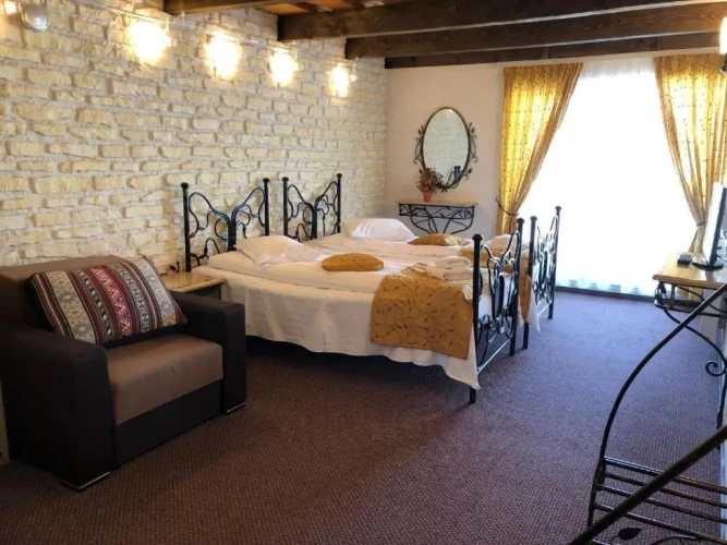Standard Twin Attic room
