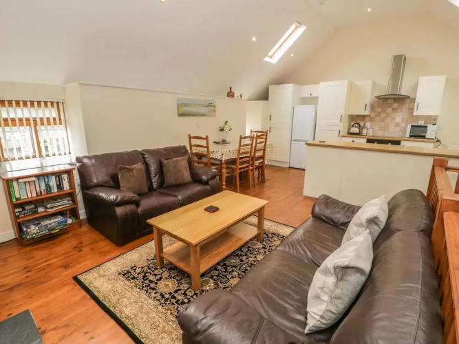 Hendoll Cottage 2