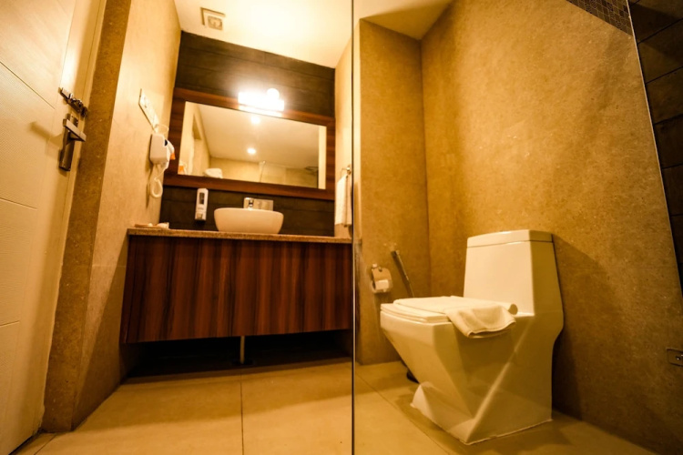 Hotel Square One By D'Polo Dharamshala  ID 92552899