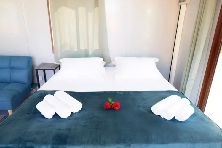 Fare Hani in Moorea-maiao