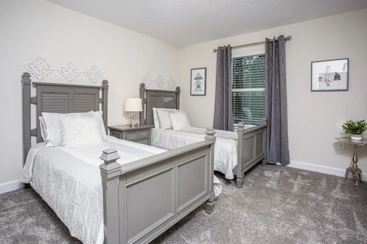 Marvelous 4 Bd w Pool Close to Disney 218