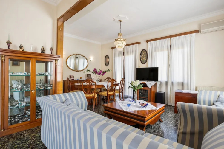 Sunset Apartment in Platanias
