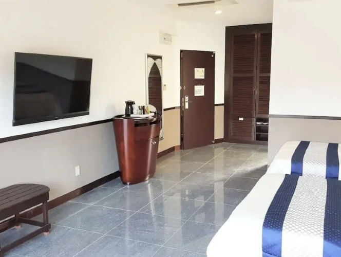 Standard Family room