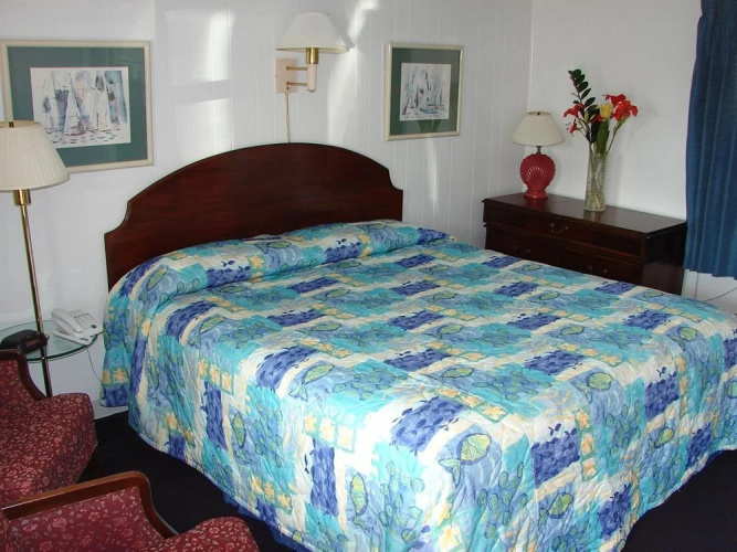 The Bay Willows Inn